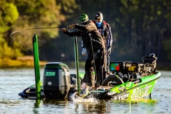 Abu Garcia Adrian Avenas Fantasista Premier / Revo Premier Drop Shot Combo -Angling Sales Store adrian avenas abu garcia fnps610 4 revo2prm30 drop shot spinning combo 35192.1651242881