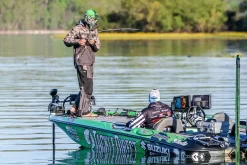 Abu Garcia Adrian Avenas Villain 2.0 / Revo AL-F LH Chatterbait Casting Combo -Angling Sales Store adrian avenas abu garcia vc70 6 revoal f l chatterbait casting combo 10725.1651242885